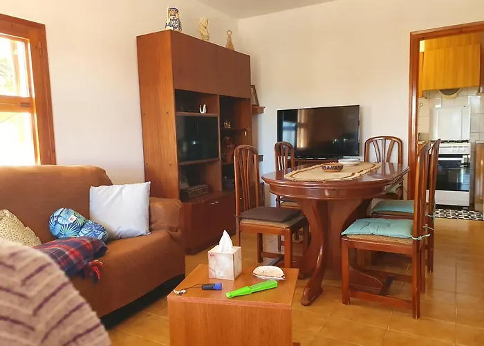 Semesterbostad Casa Estela